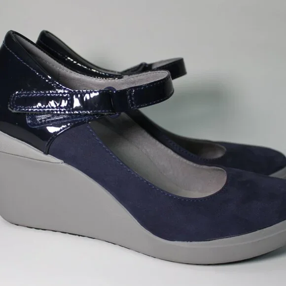 TSUBO Navy Blue Suede & Patent Mary Jane Heels Size 7 EUC - Picture 4 of 7